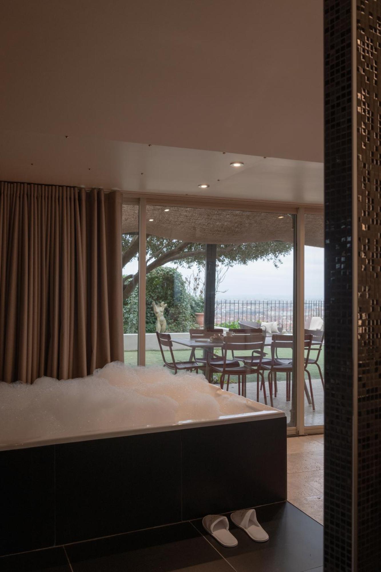 Hotel Mihotel Le Gourguillon