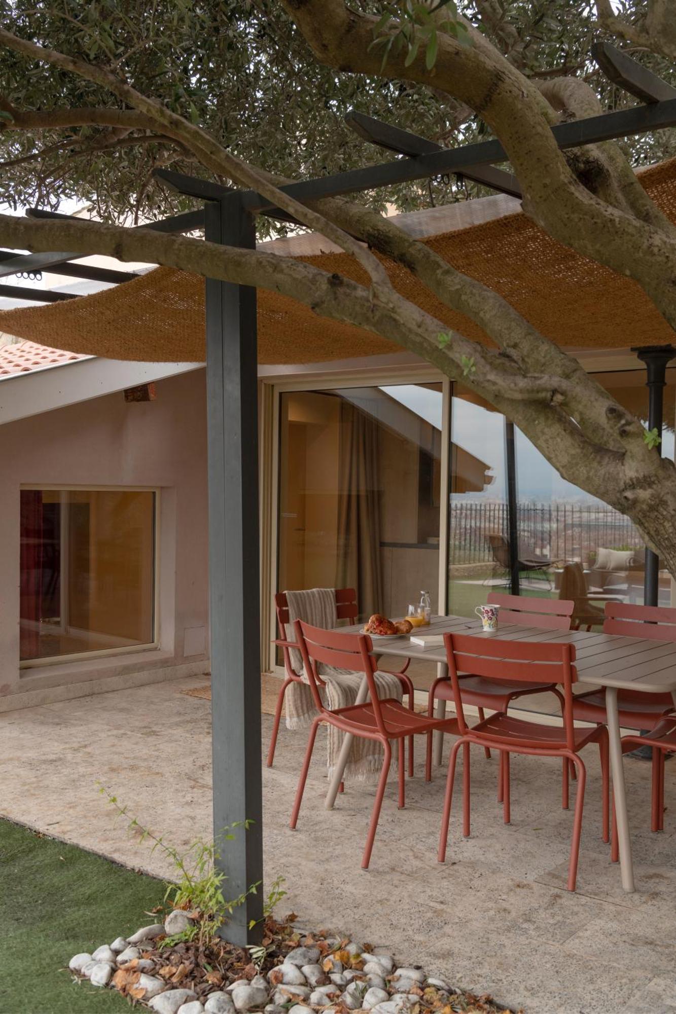 Hotel Mihotel Le Gourguillon 2*