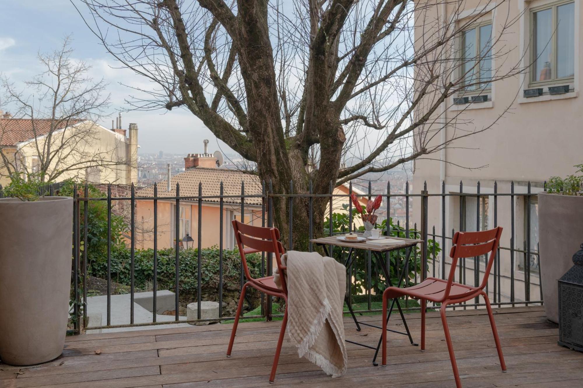 Mihotel Le Gourguillon 2*