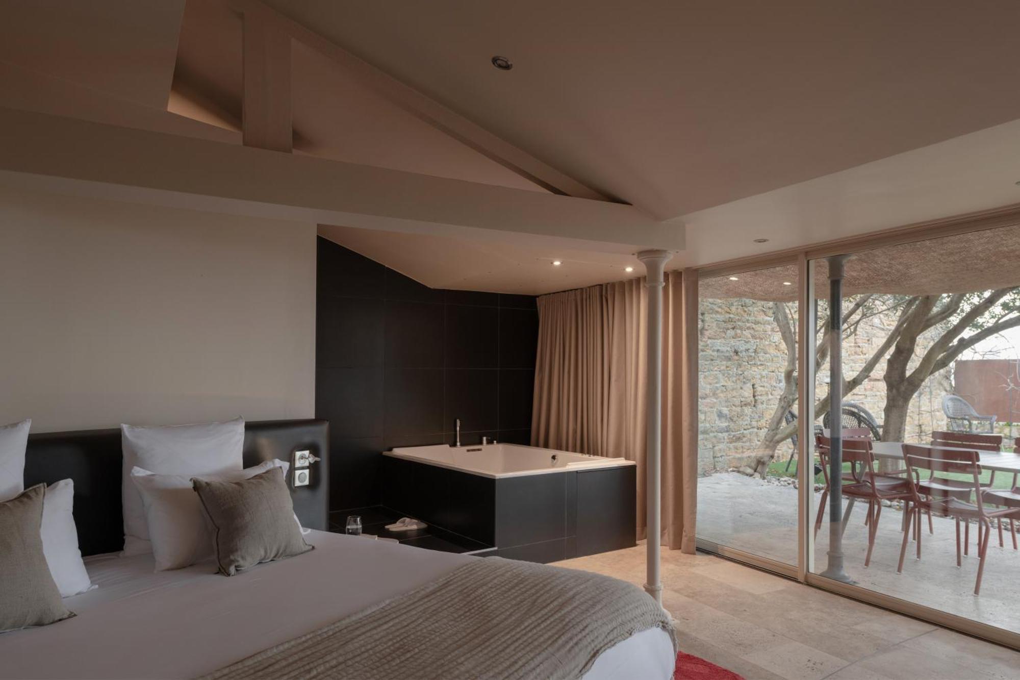 Mihotel Le Gourguillon