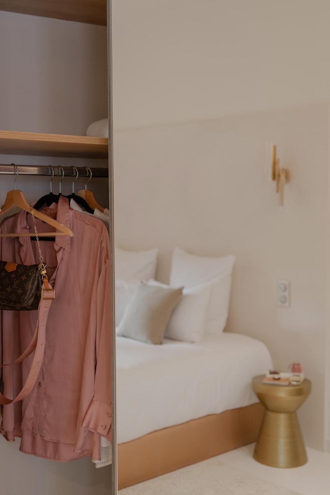 Hotel Mihotel Le Gourguillon 2*