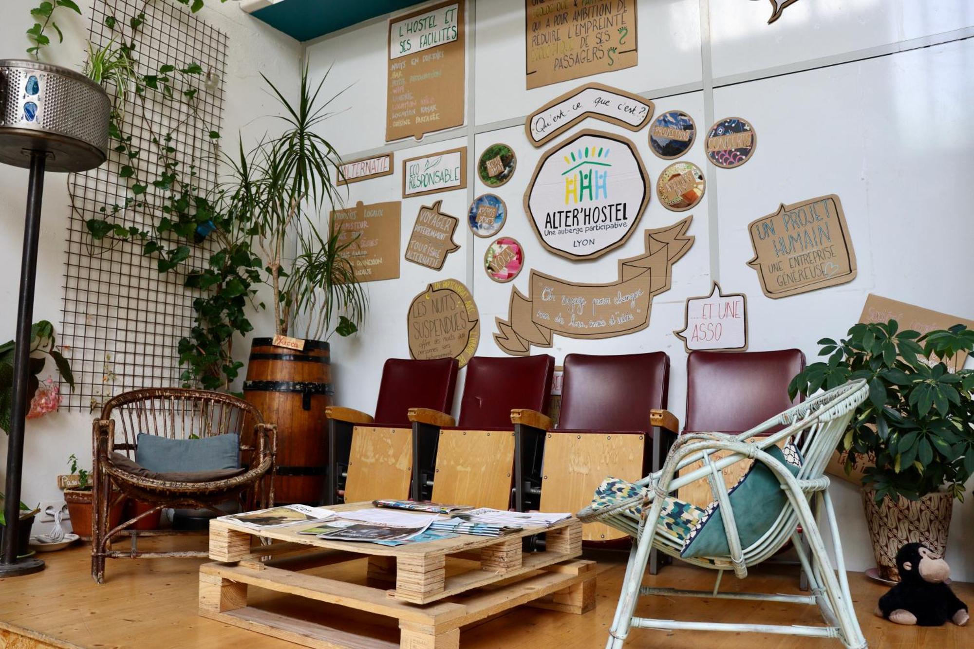 Hostal Alter'hostel *