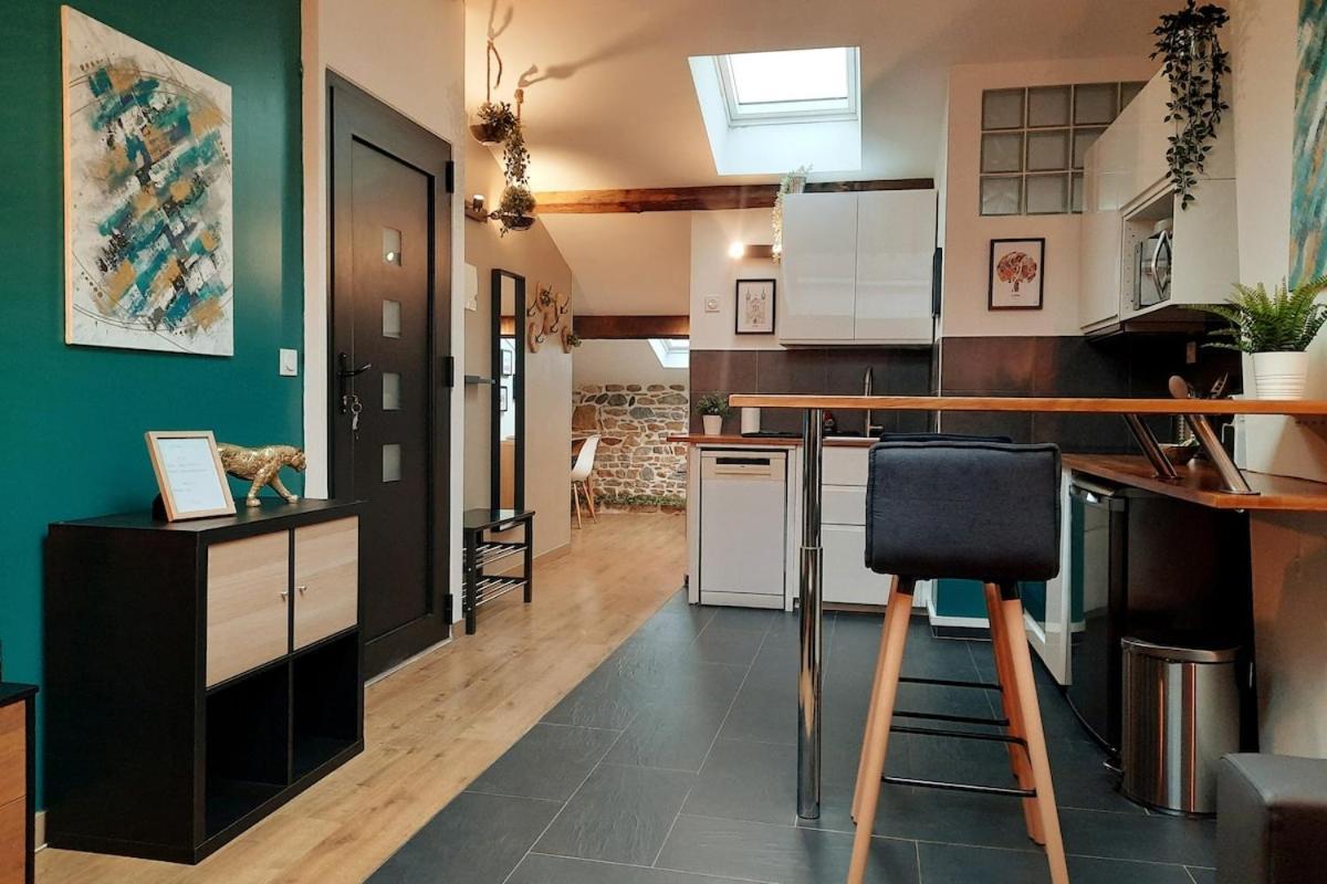 Appartement Grand Proche Metro Avec Climatisation