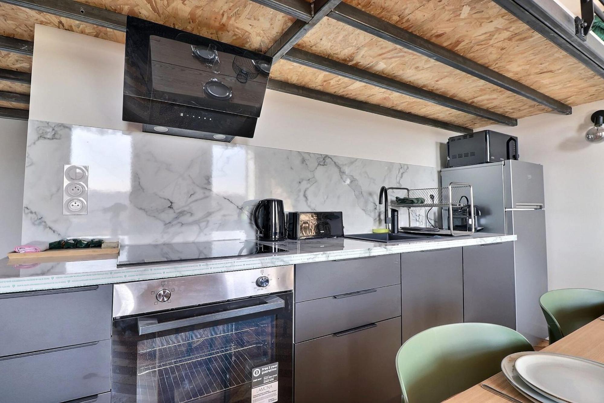 Charming With An Unobstructed View Appartement *