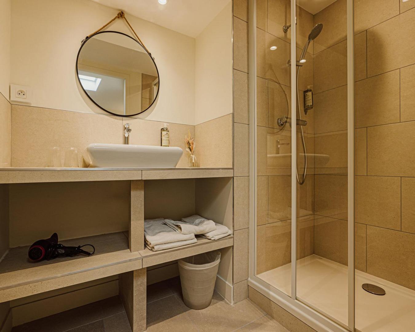 Hotelo Charité Hotel 3*