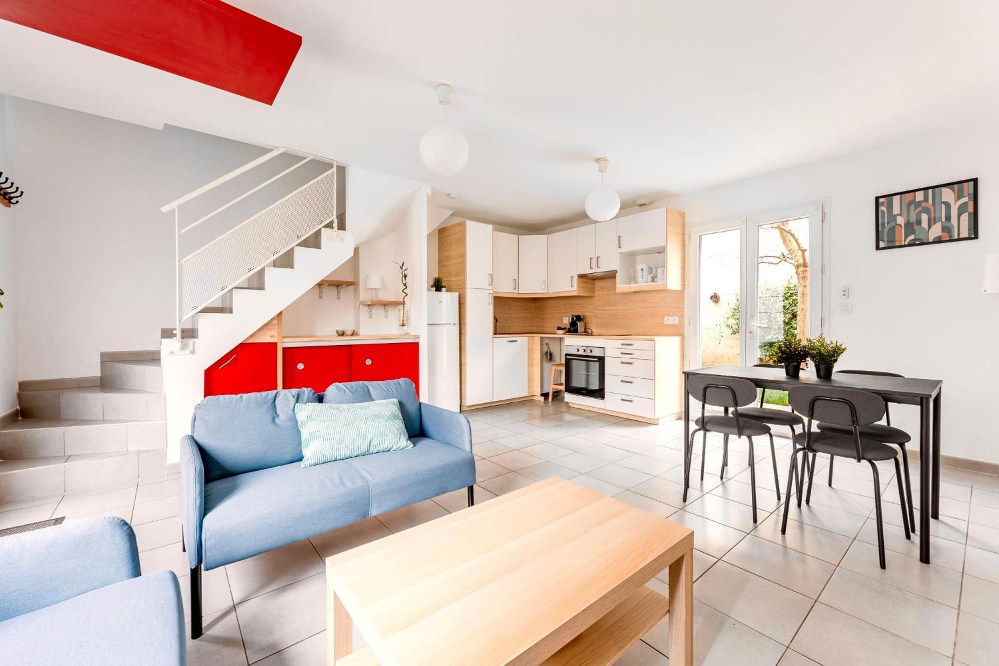 Le Murier - Maison De Avec Patio Parking - 6 Pers Ferienhaus *