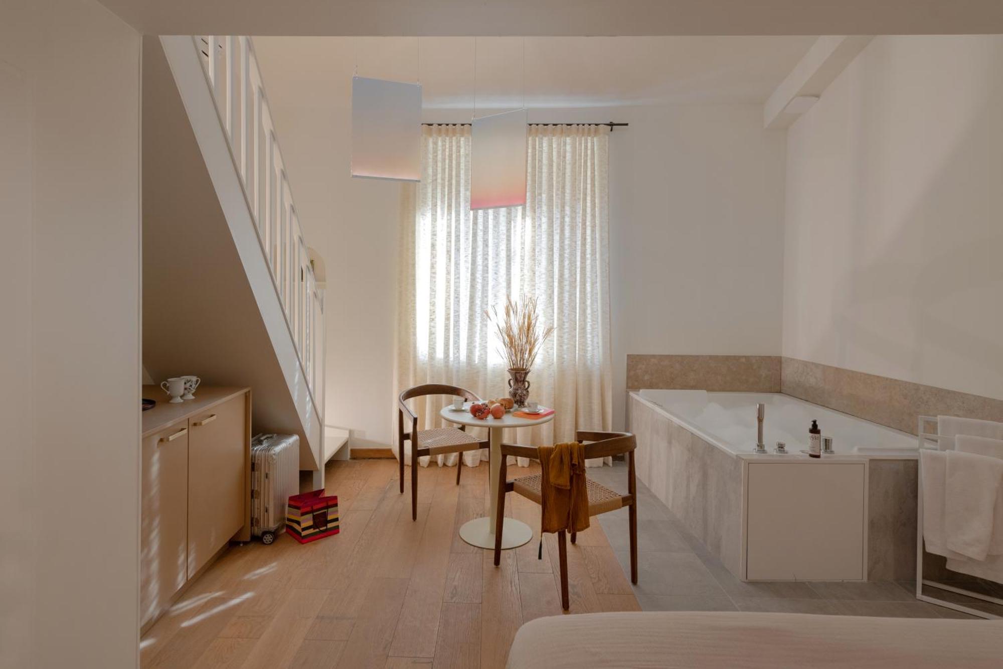 Mihotel Le Gourguillon Hotel