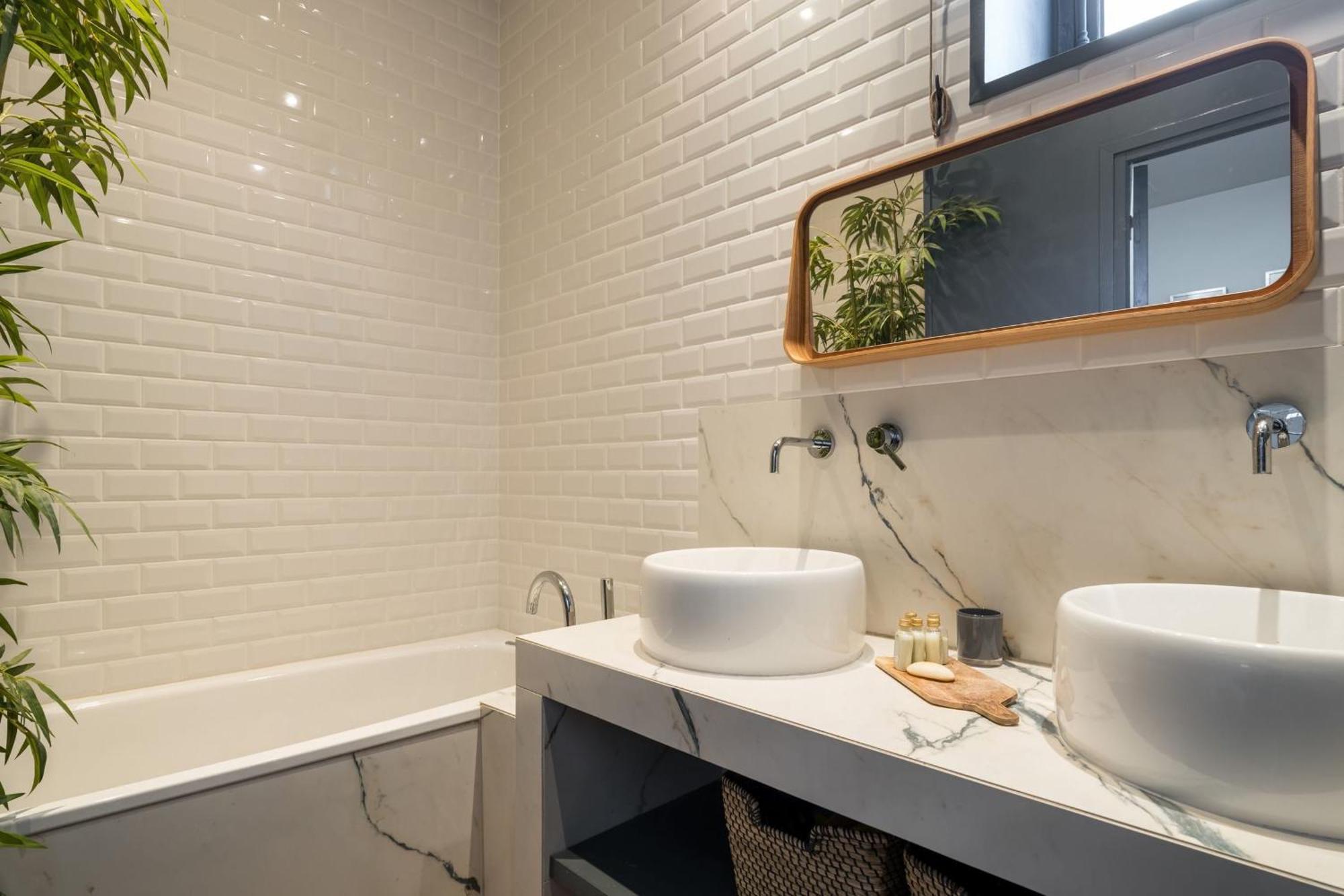 Villa Le Cedre Du Liban -urban Chic House In The