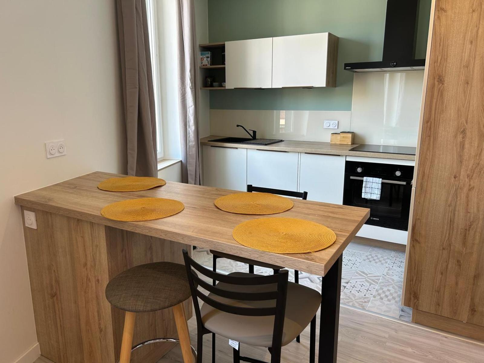 Independant Climatise A 8 Apartment *
