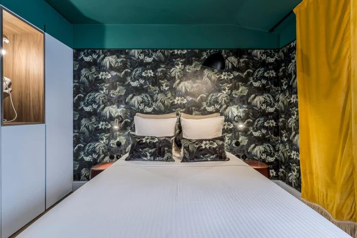 Jungle Art - Furnished - Downtown