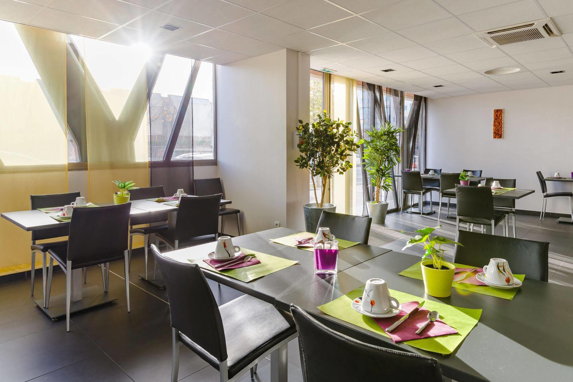 Lagrange Lumiere Aparthotel 4*