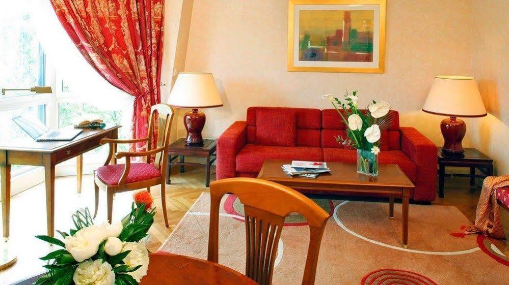 Warwick Reine Astrid - Apartahotel
