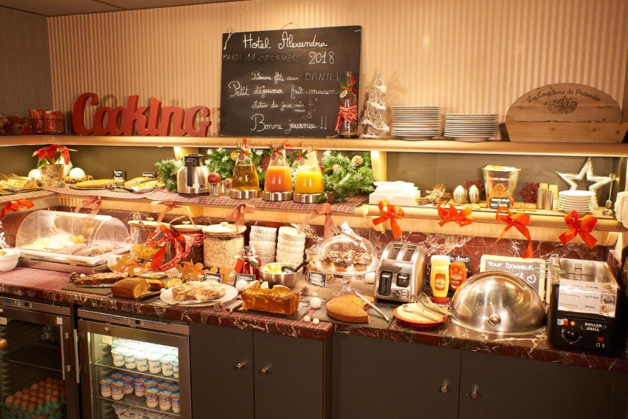 Alexandra Hotel 4*