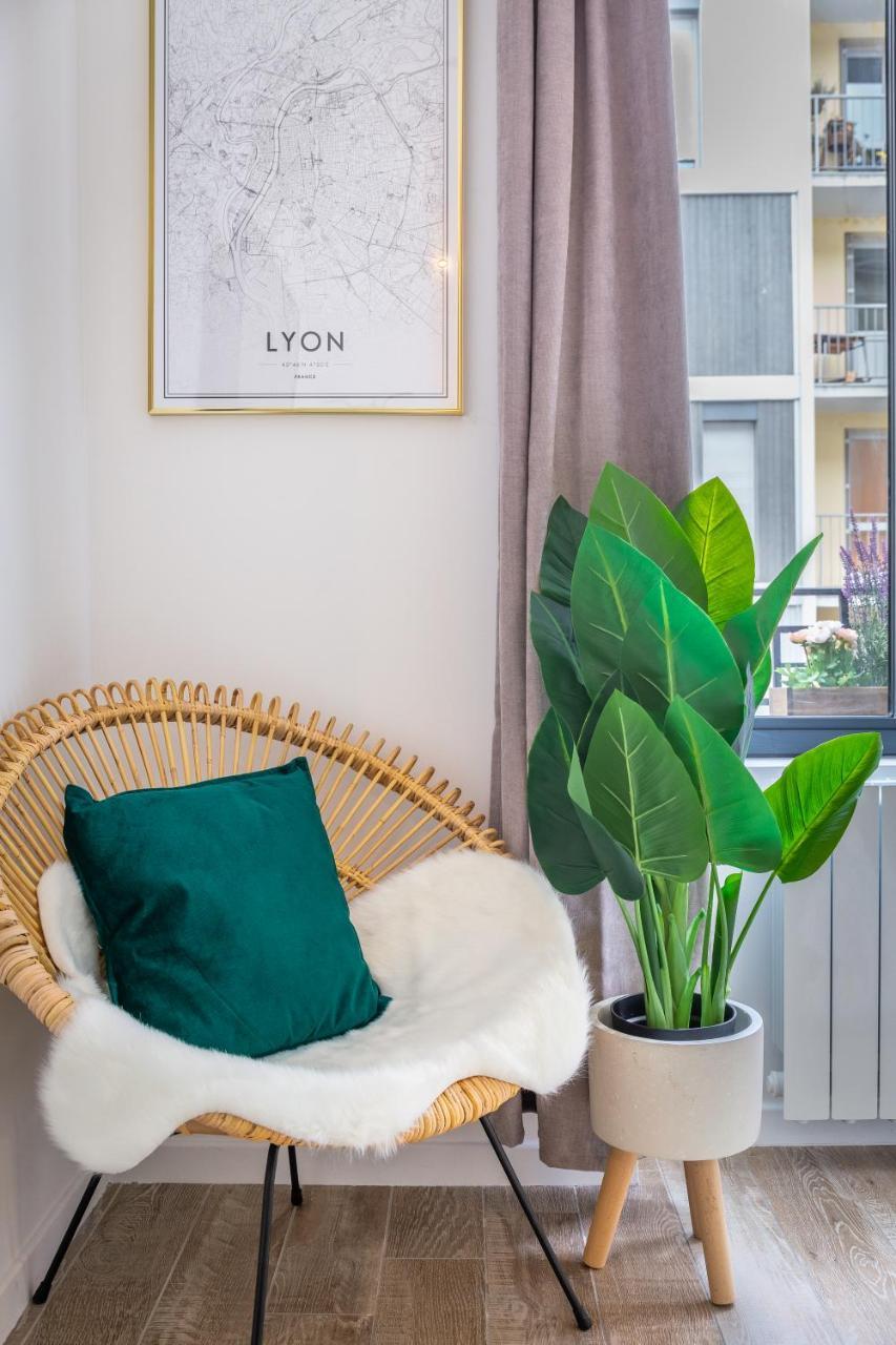 Les Cocons Emeraude Et Fleuri Lyon