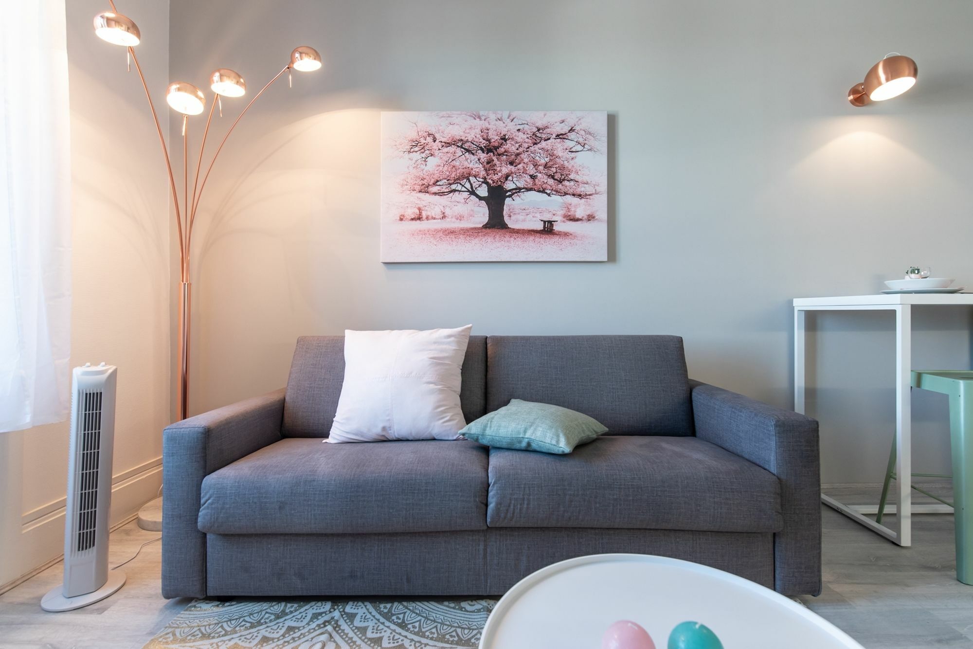 Renting Pirard Apartment *