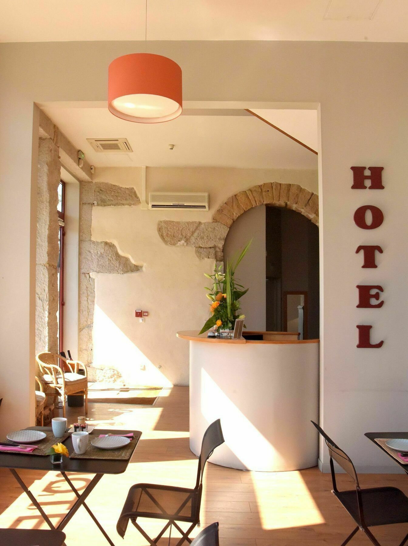 Hotelo Charité Hotel