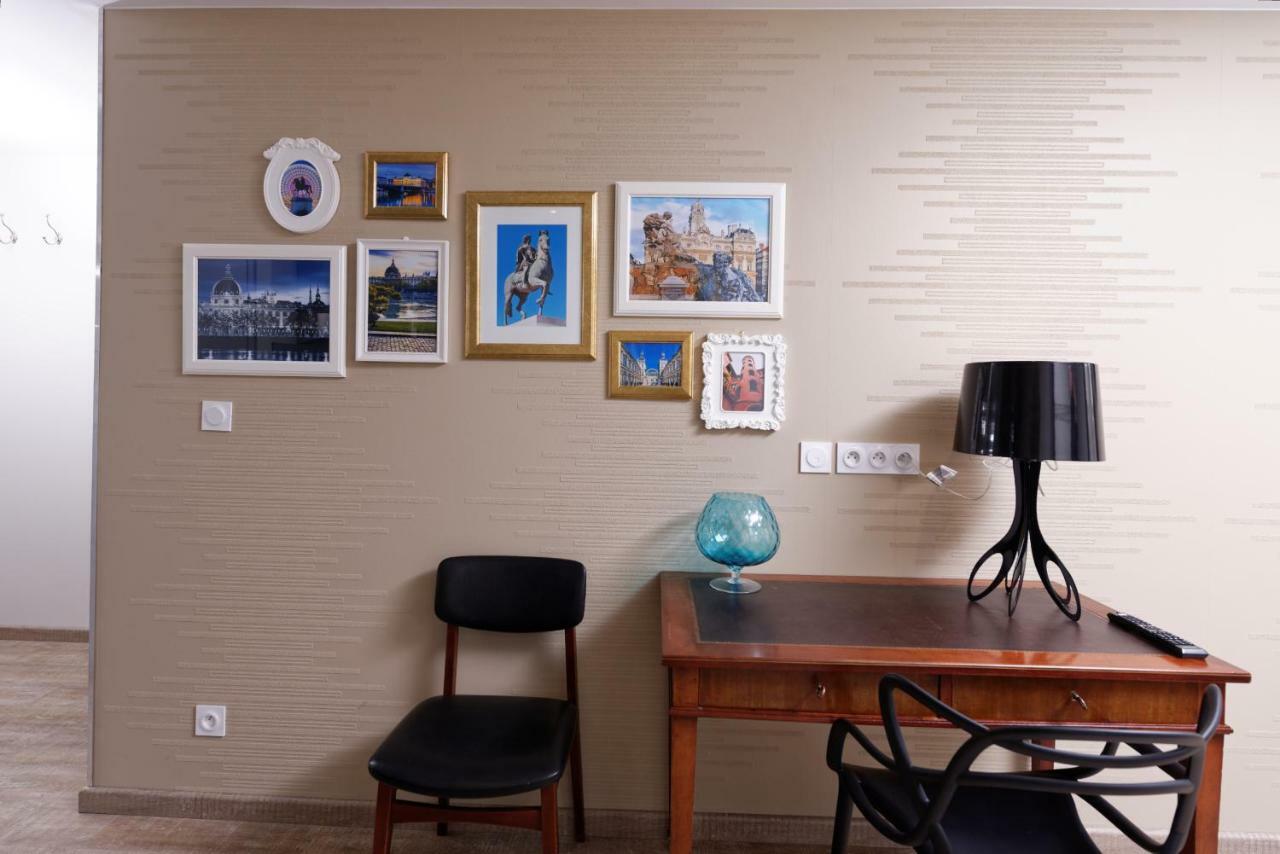 Apartment At In Lyon