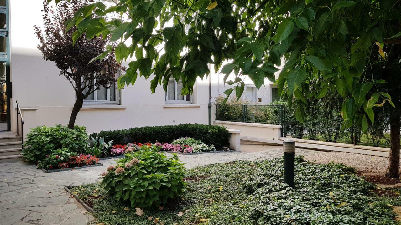 Appartement Plein Sud Terrasse Climatisation Garage Netflix *
