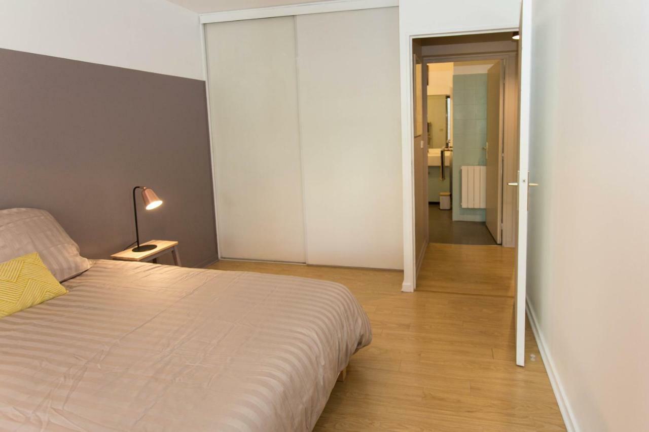 Centre Confluence 100 M2 Parking Terrasses * Lyon