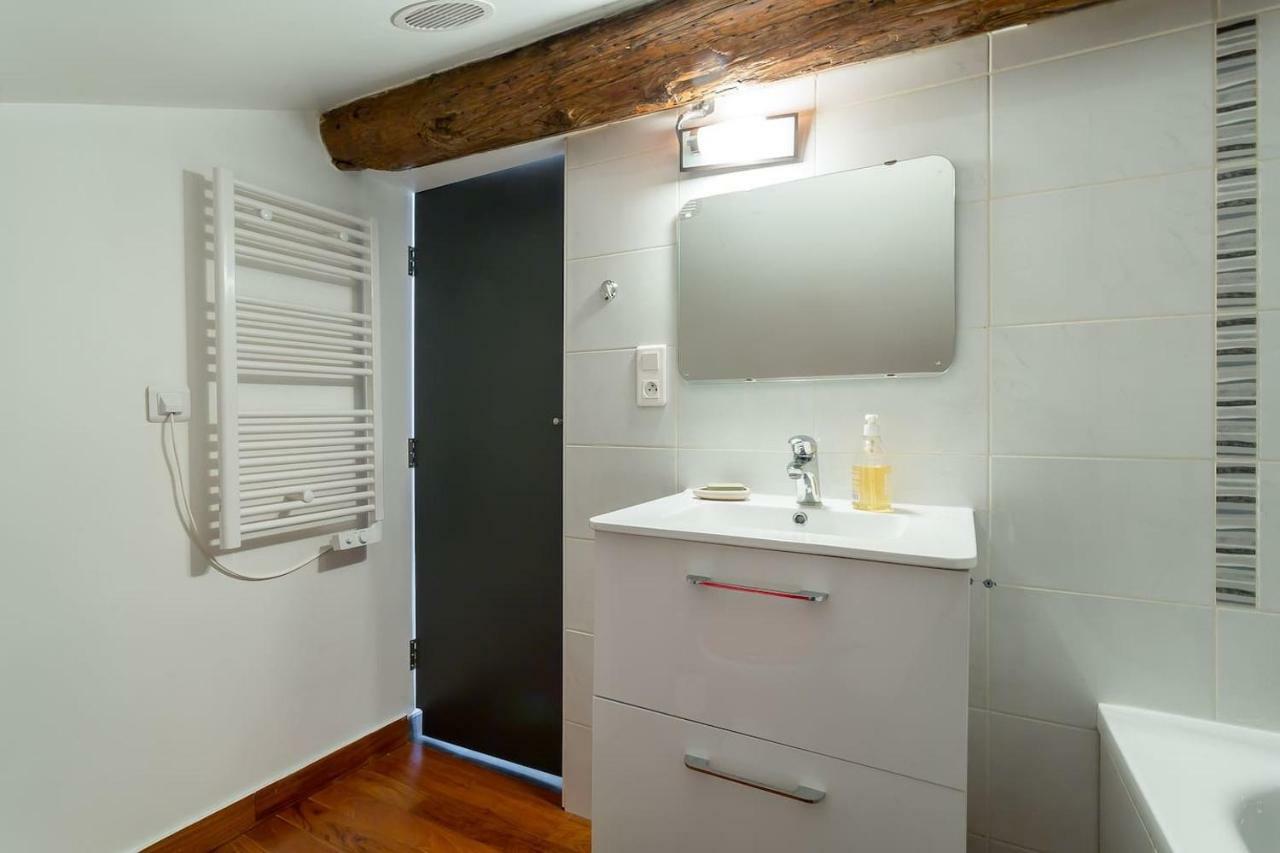 Lyon Apartamento *