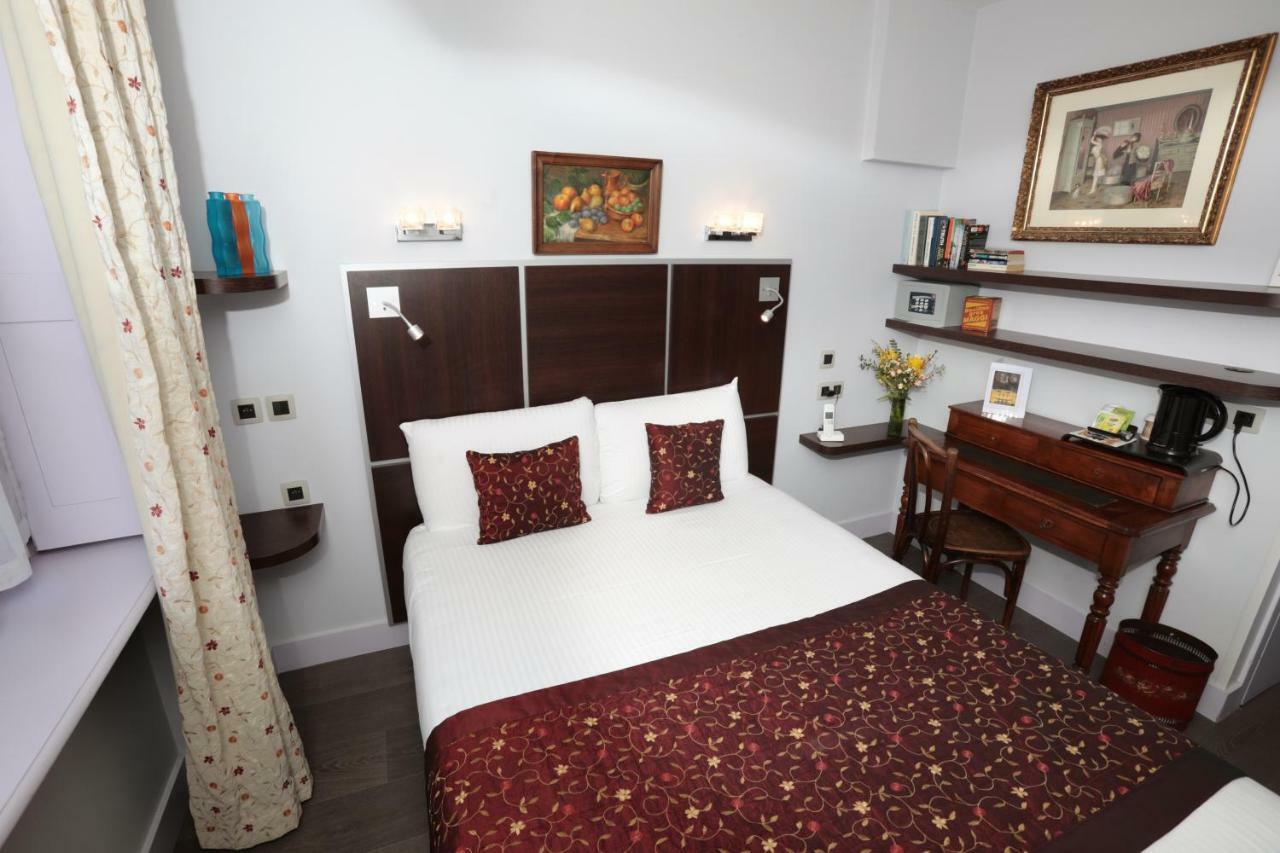 Des Celestins Hotel 3*