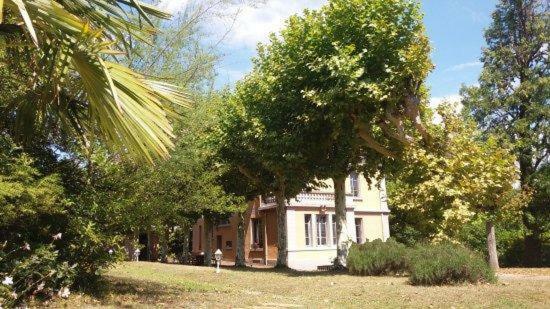 Appartement Castel Maison Meublée Lyon