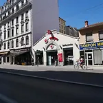 Le Cours Lafayette