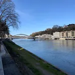 Home Sweet Vaise