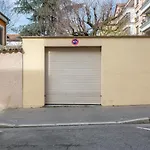 Le Jacquard Garage Lyon Centre Pour 2 A 8 Pers