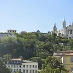 Eden Blue, Lovely Flat, Bright & Cosy In Lyon
