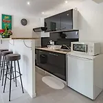 Guestready - Modern And Spacious Flat Near Vaise
