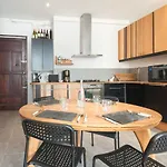 GuestReady - Bright&Elegant 2BR Flat in Part Dieu