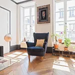 GuestReady - Bright&Elegant 2BR Flat in Part Dieu