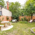 Studio Calme Avec Jardin, Tram T6 Et Metro D, Lyon 8