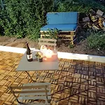Superbe Appartement Avec Jacuzzi Avec Jardin Prive