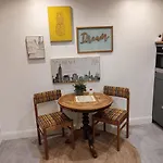 Superbe Appartement Avec Jacuzzi Avec Jardin Prive