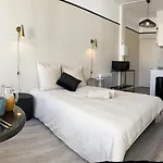 Suite Athos