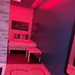 Spa Enzo Appartement Avec Jacuzzi Privatif