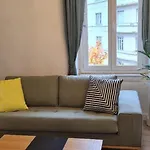 Appartement Deux Chambres - Garibaldi