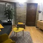 Midoon Guest - La Verriere Des Terreaux - Lyon 1Er