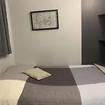 Midoon Guest - La Verriere Des Terreaux - Lyon 1Er