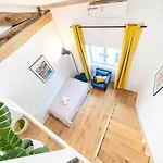 Elegant Cocoon 3 People - Perrache-Confluence