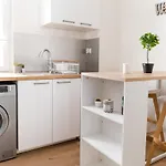 Cozy Quiet And Bright Studio - Part Dieu