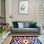 Le Chana - Unique For 3 Guests - Terrace - St Paul