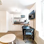 Le Petit Colbert-Studio Cosy-Croix Rousse