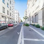 Le Petit Chaponnay - Charming Apartment For 2 Near Saxe Gambetta