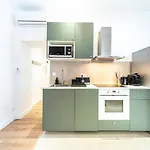 Le Marietton Appartement Cosy A Deux Pas Du Metro Valmy