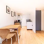 Charming Pied-A-Terre For 4 People In The Brotteaux Part Dieu Area
