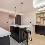 Suite Victor Hugo 1 : Bel Appartement T2 Neuf