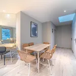 Charming 1-Bedroom Apartment Across From Halles Paul Bocuse & Part-Dieu